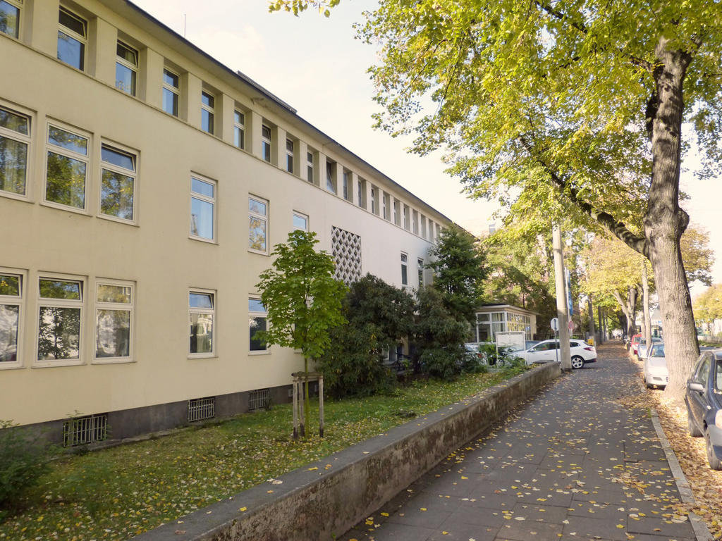 Готель Cjd Bonn Castell Екстер'єр фото