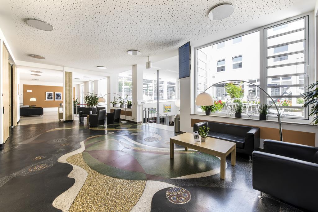 Готель Cjd Bonn Castell Екстер'єр фото